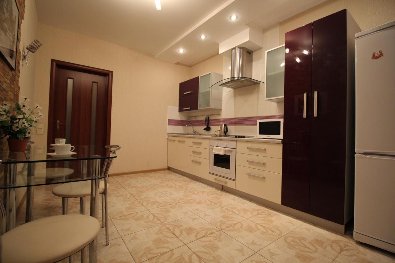 Panoramic View Lux Apartment On Metro Osokorky Kiev Buitenkant foto