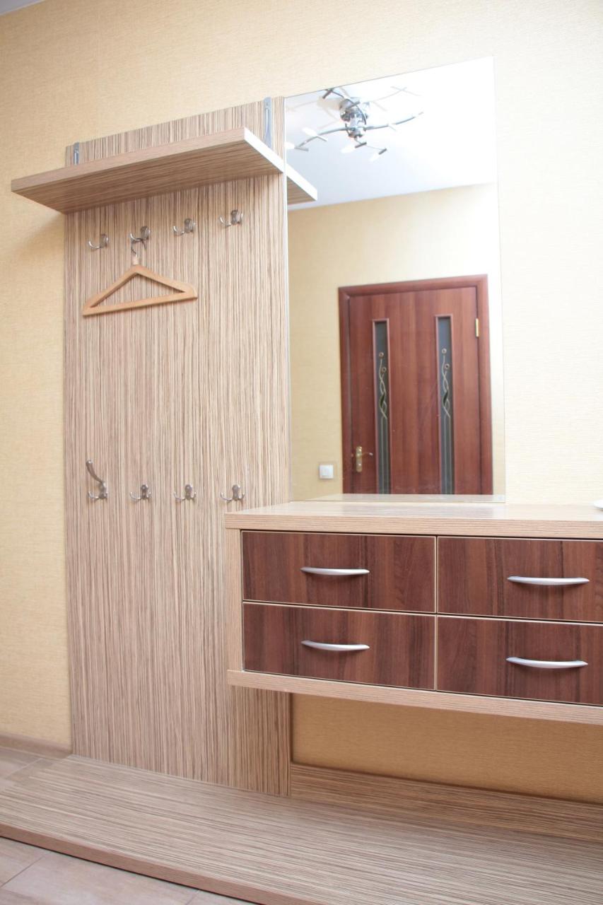 Panoramic View Lux Apartment On Metro Osokorky Kiev Buitenkant foto